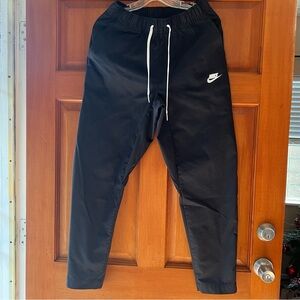 Nike Men's Woven Tapered Leg Pants Size Small